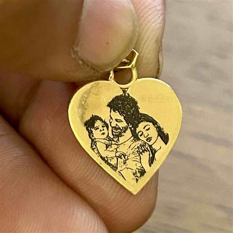 Loving Moments Photo Gold Pendant