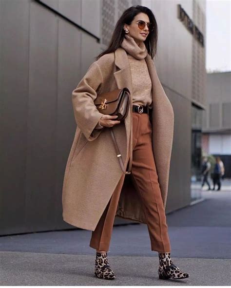 This year's popular color - light coffee color | Pretty winter outfits, Top clothing trends ...