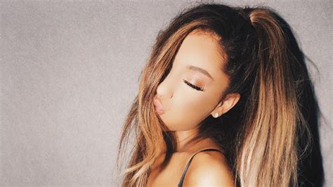 Ariana Grande Unveils Her Braided High Ponytail | Teen Vogue