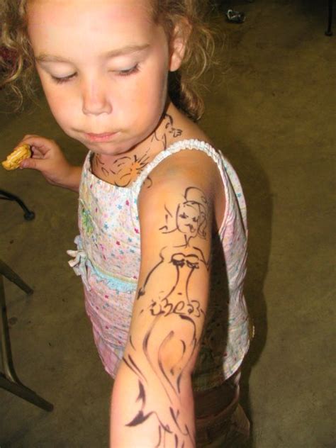 Family Fotos: Sharpie Marker Tattoos