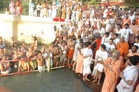 Kumbhmela Haridwar: Ganga Snan