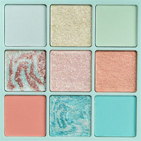 Huda Beauty Mint Pastel Obsessions Palette Review & Swatches | Huda ...