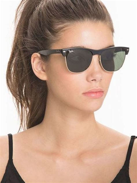 50 Cool Street Style Outfit Ideas With Ray Ban Sunglasses | Óculos de sol feminino, Oculos de ...