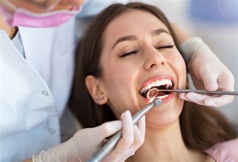 4 Tips for Finding the Best Cosmetic Dentist Rockville MD | Hackley DDS