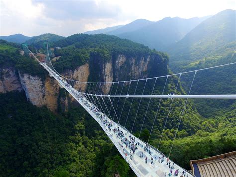 Why Did the Zhangjiajie Grand Canyon Glass Bridge Suddenly Close ...