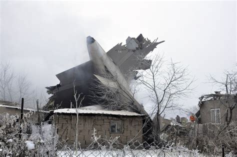 Turkish 747 Cargo Jet Crashes in Kyrgyzstan, Killing Dozens - Bloomberg