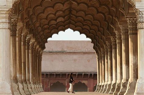 Agra Fort - A Beautiful & Historical fort in India | Indiano Travel