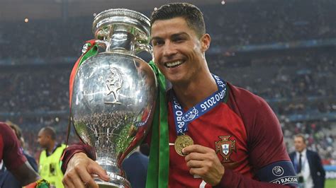 Cristiano Ronaldo Portugal Wallpapers - Wallpaper Cave