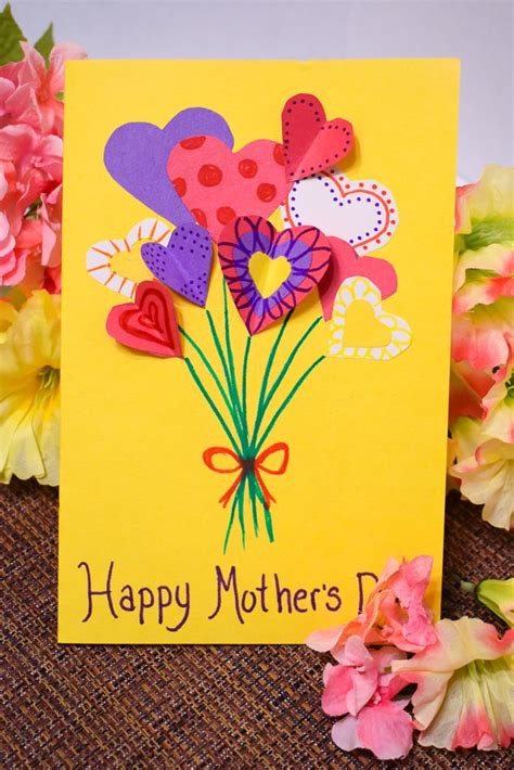 DIY Flower Bouquet Mother's Day Card | Mothers day cards craft, Diy ...