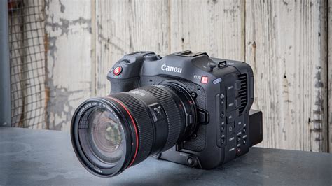 Camera de filmat Canon EOS C70 aduce avantajele Monturii RF în gama Cinema EOS - F64 Blog