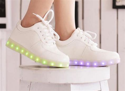 10 light-up sneakers that are keeping our childhood dreams alive ...