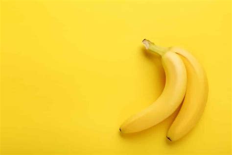 Top 13 Side Effects Of Eating Too Many Bananas