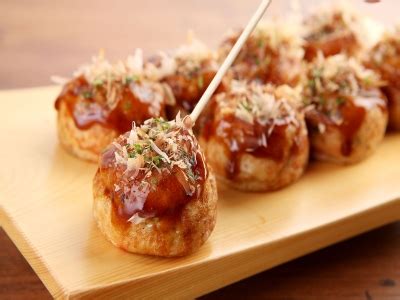 Takoyaki-Japanese fried octopus ball