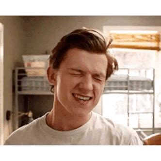 tumblr_owxubwfAIf1wx4gvho1_400.gif (332×332) Harrison Osterfield, Peter Parker Spiderman, Iron ...