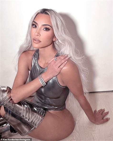 Wednesday 14 September 2022 02:32 PM Kim Kardashian models a $33K ...