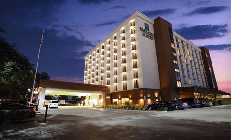 Embassy Suites Hotel Dallas-Market Center (Dallas, TX): What to Know BEFORE You Bring Your Family