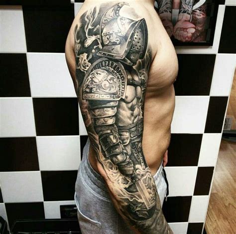 Pin de James Smith en spartan | Tatuaje de gladiador, Tatuajes para hombres, Tatuajes vikingos