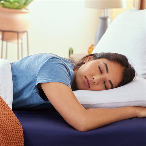 Classic Memory Foam Pillow – SleepInnovations