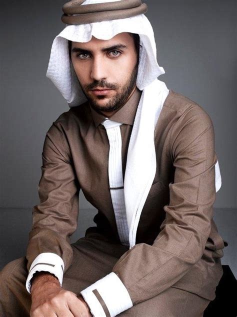 Pin by Angie Fajardo on Al estilo Medio Oriente! | Arab men, Arabic clothing, Men model