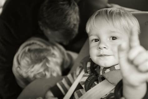 boy, brother, child, closeup, dad, family, people, pointing, CC0 ...