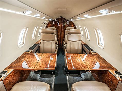 Bombardier LearJet 40/40XR - Private Jet hire - Starr Luxury Jets