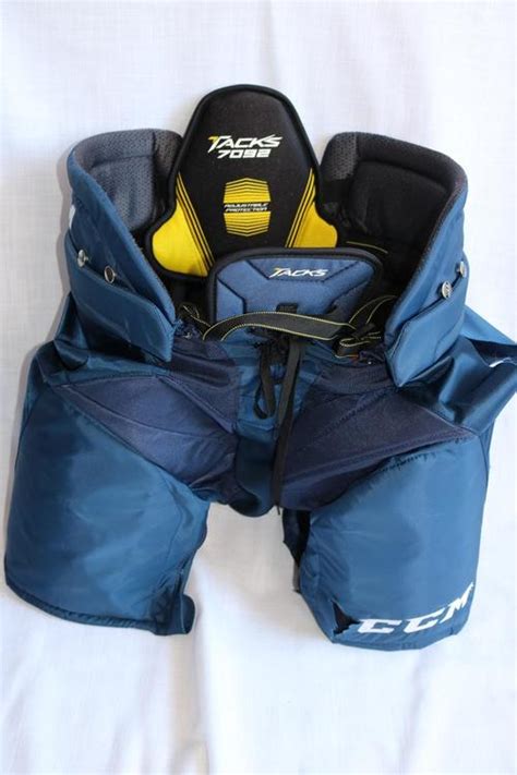 Hockey Pants Buying Guide