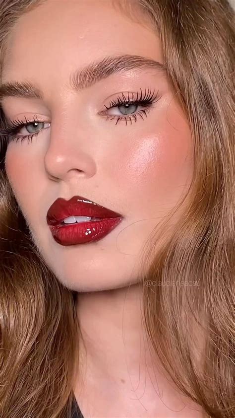 Red Glazed Ombre Lip via: @claudianeacsu in 2024 | Makeup routine ...