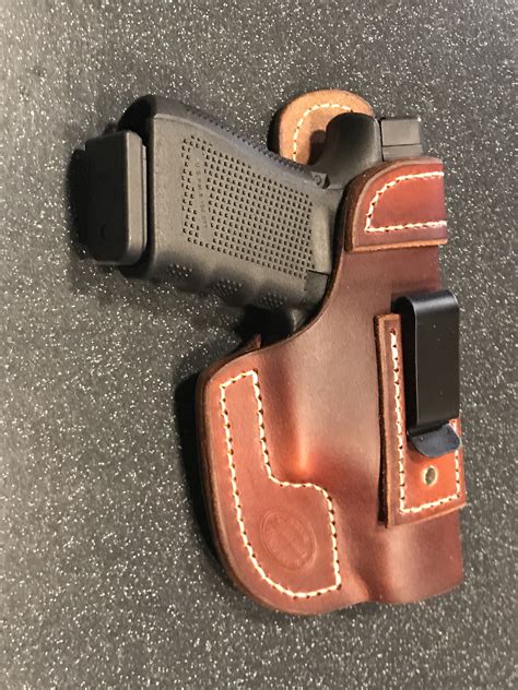 A new gun deserves a new quality Holster! rt/brn/IWB/Glock 19 - Jackson LeatherWork, LLC