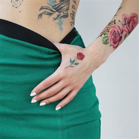 Small Red Rose Temporary Tattoo Set – TattooIcon