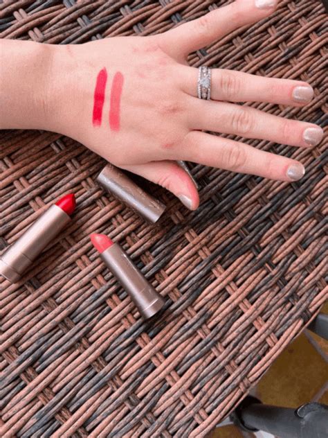 The 10 Best Nontoxic & Organic Lipsticks (2024 Review) - The Good Trade