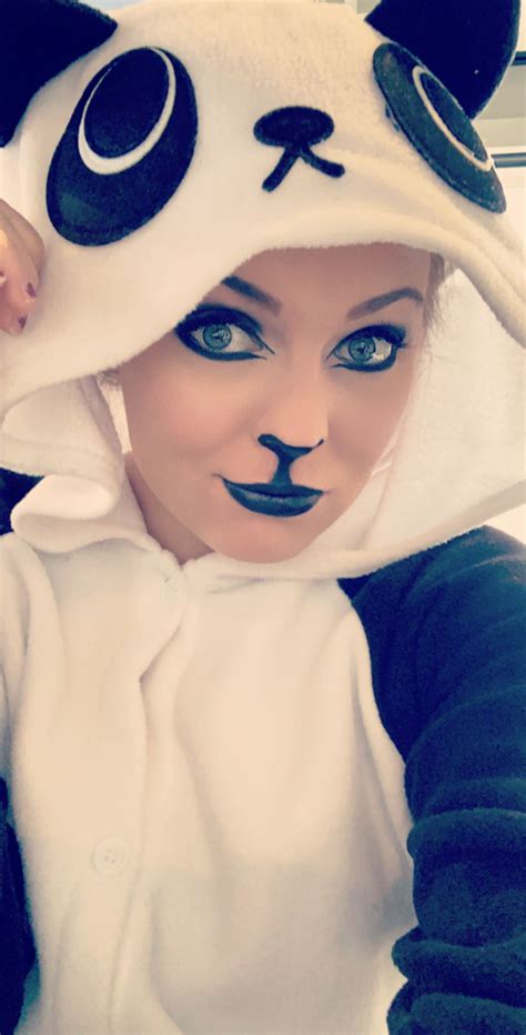Halloween Panda Makeup | Halloween costumes makeup, Halloween makup, Panda makeup