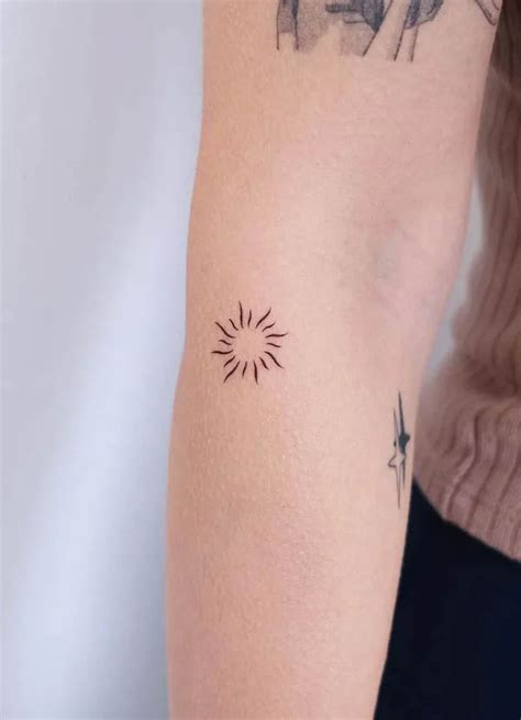 Details more than 78 minimalist sun tattoo super hot - in.cdgdbentre