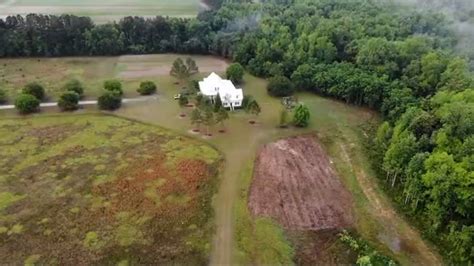 Drone footage of Moselle property where Maggie and Paul Murdaugh were ...