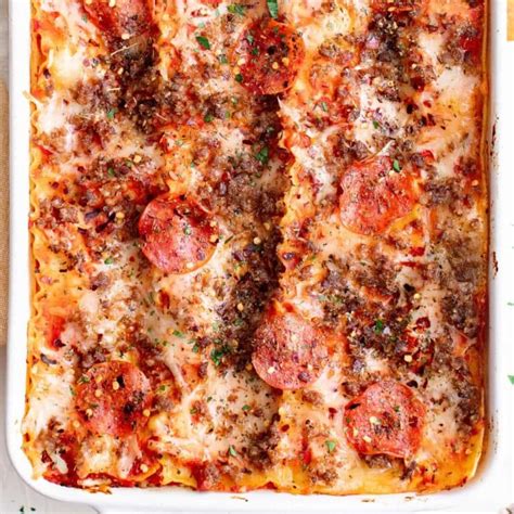 The BEST Pizza Lasagna Recipe | YellowBlissRoad.com