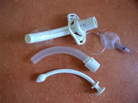 Tracheostomy Tube Change - StatPearls - NCBI Bookshelf