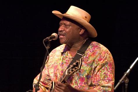 TAJ MAHAL discography (top albums) and reviews