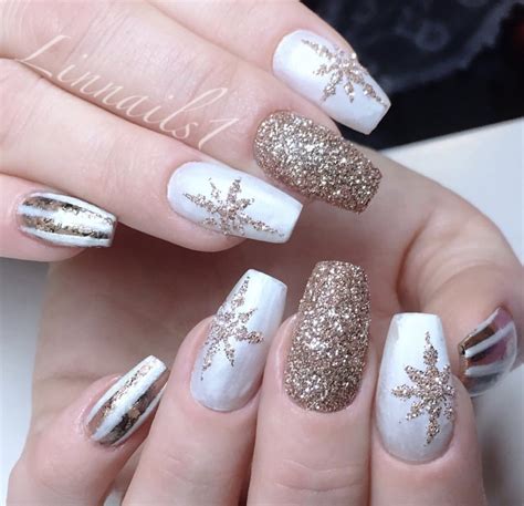 Christmas Nails White And Gold Glitter