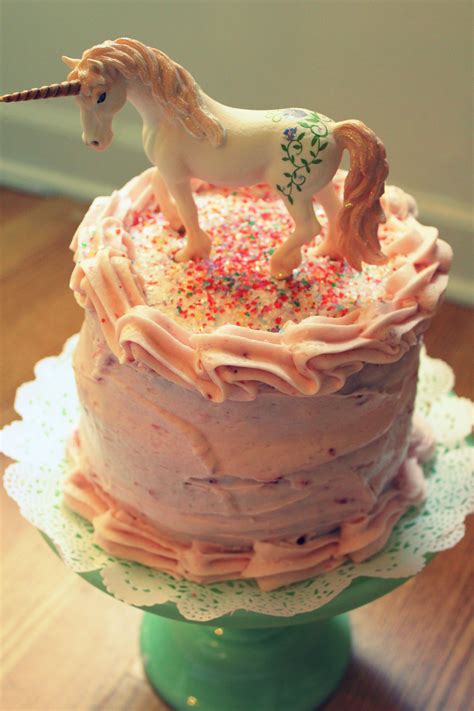 Walmart rainbow unicorn cake | redvelvetcake