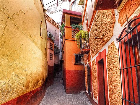 Leyenda del Callejón del Beso del Estado de Guanajuato - Nirik