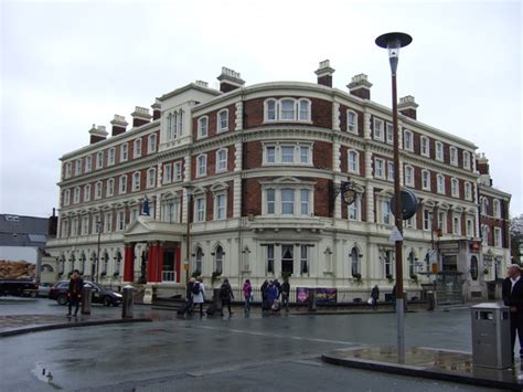 Premier Queen Hotel, Chester © JThomas :: Geograph Britain and Ireland