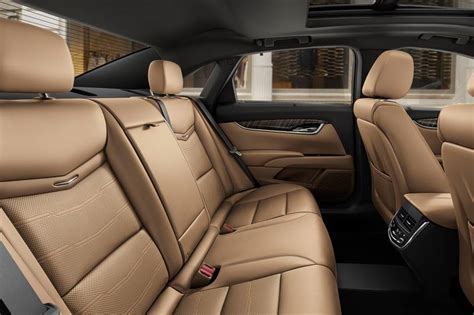 2018 Cadillac XTS Interior Pictures