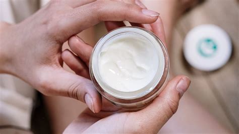 10 Best Pimple Removal Creams You Can Purchase Online - Flickonclick