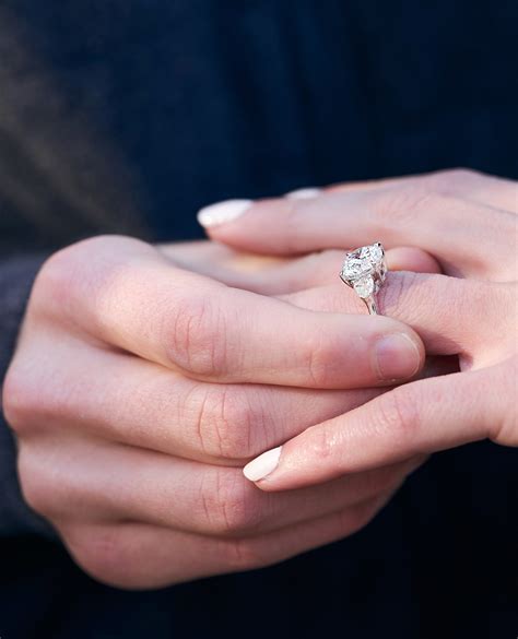 Sustainable Engagement Ring Brands