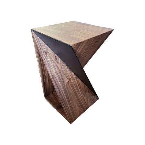 Winston Modern End Table — TIMBER & TULIP