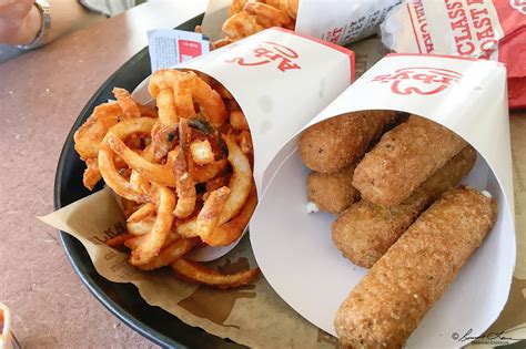 Russ' Culinary Adventures: Arby's Classic - Mozzarella Sticks - Curly ...