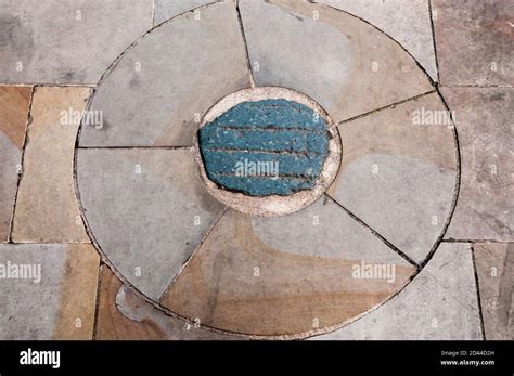 Sanctuary stone liverpool hi-res stock photography and images - Alamy