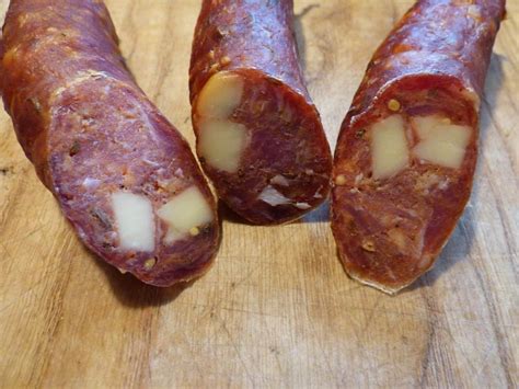 knacker einfaches rezept kaeseknacker knacker selber machen 01 Homemade Sausage, Sausage Recipes ...