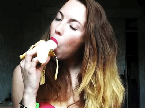 These Gifs Of Girls Eating Bananas Are The Sexiest Thing You'll See Today (18 gifs)