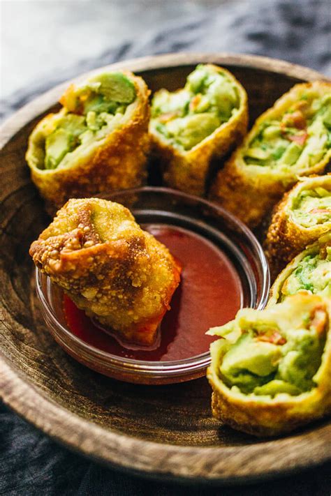 Avocado Egg Rolls With Sweet Chili Sauce