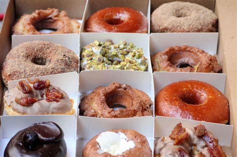 The 31 Best Donut Shops in America | Chicago food, Chicago restaurants best, Donut shop